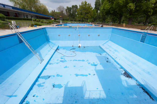 Best 24/7 water damage repair  in Village Green, NY